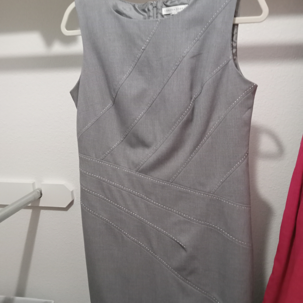 Elegant Gray Sleeveless Dress